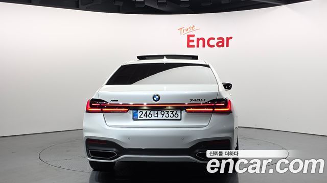 BMW 7-Series 740Li xDrive M Sport Package