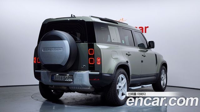Land Rover Defender 110 D250 SE