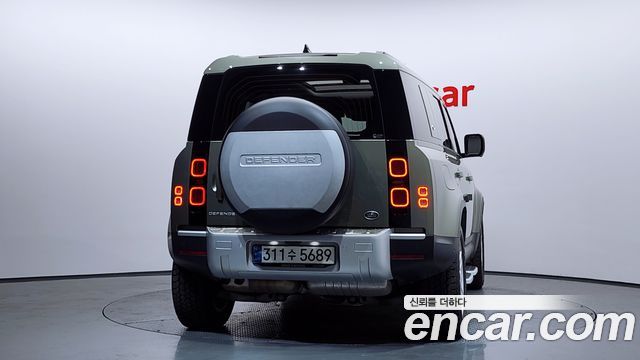 Land Rover Defender 110 D250 SE