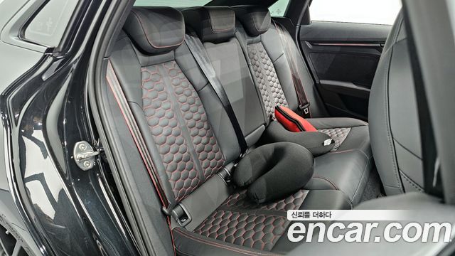 Audi RS3 2.5 TFSI Quattro