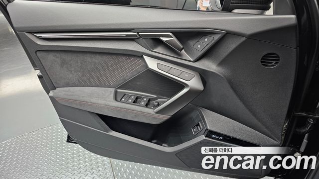 Audi RS3 2.5 TFSI Quattro