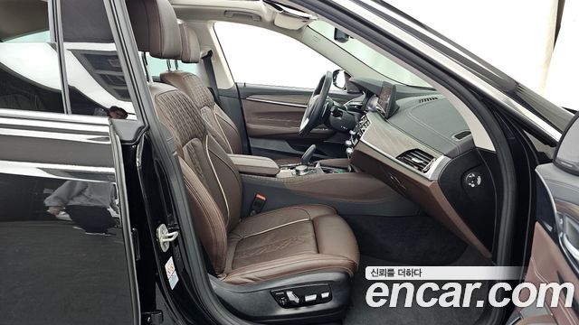 BMW Gran Turismo 630i xDrive Luxury