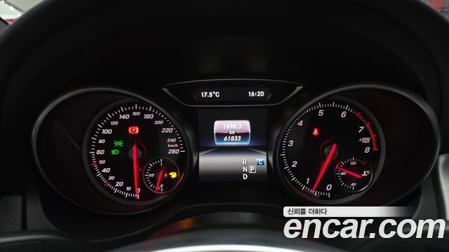 Mercedes-Benz CLA-Class CLA250 4MATIC AMG Line
