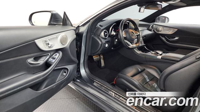 Mercedes-Benz C-Class C200 Coupe