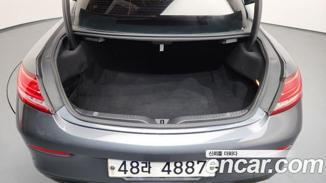Mercedes-Benz C-Class C200 Coupe