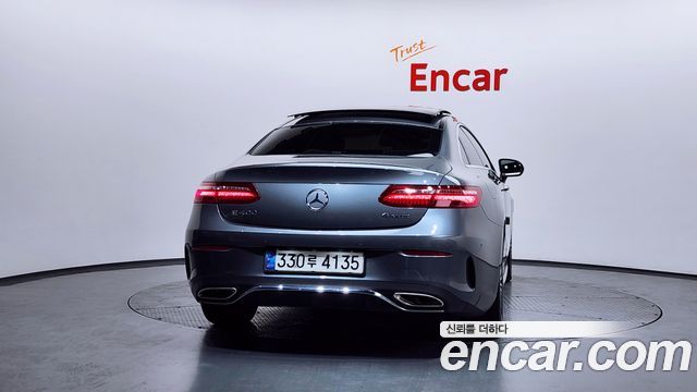 Mercedes-Benz E-Class E400 4MATIC Coupe