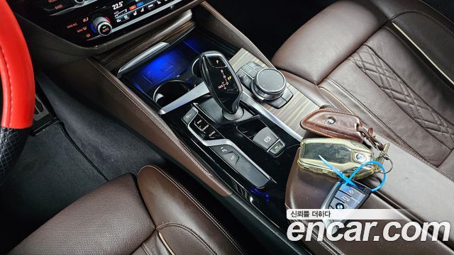 BMW 5-Series 520d M Sport Package Plus