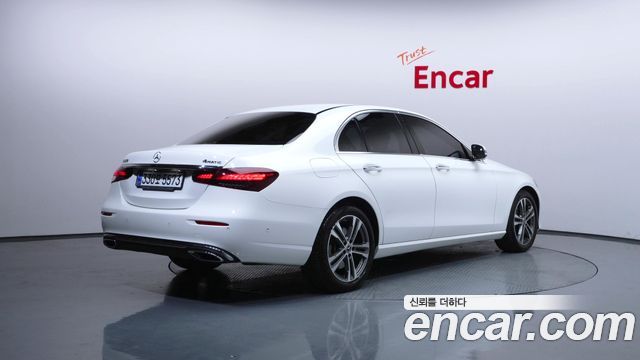 Mercedes-Benz E-Class E350 4MATIC Avantgarde