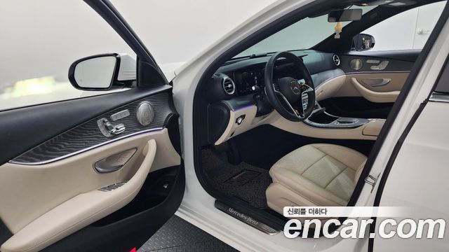 Mercedes-Benz E-Class E350 4MATIC Avantgarde