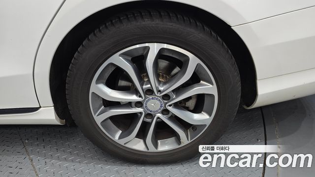 Mercedes-Benz C-Class C220 d Avantgarde