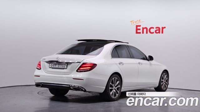 Mercedes-Benz E-Class E300 AV Intelligent Drive
