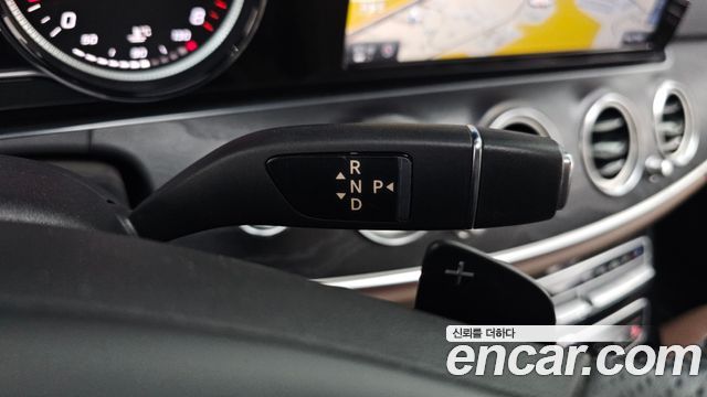 Mercedes-Benz E-Class E300 AV Intelligent Drive
