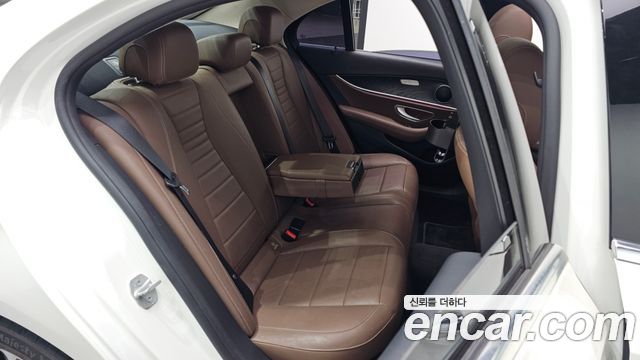 Mercedes-Benz E-Class E300 AV Intelligent Drive