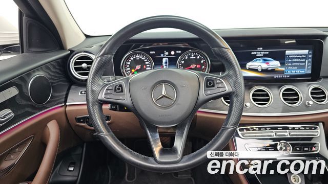 Mercedes-Benz E-Class E300 AV Intelligent Drive
