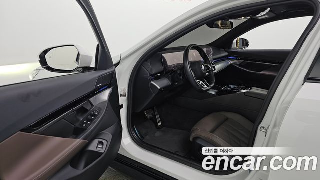 BMW 5-Series 520i M Sport