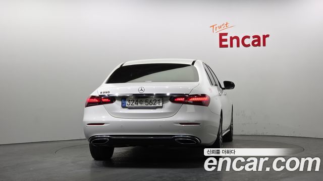 Mercedes-Benz E-Class E250 Avantgarde