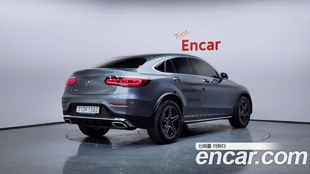Mercedes-Benz GLC-Class GCL300 4MATIC Coupe