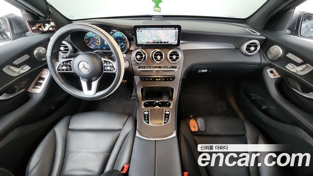 Mercedes-Benz GLC-Class GCL300 4MATIC Coupe