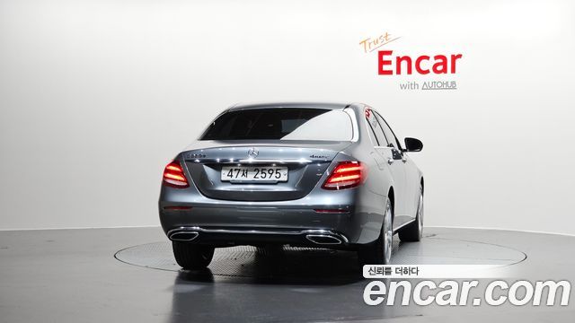 Mercedes-Benz E-Class E220d 4MATIC Avantgarde