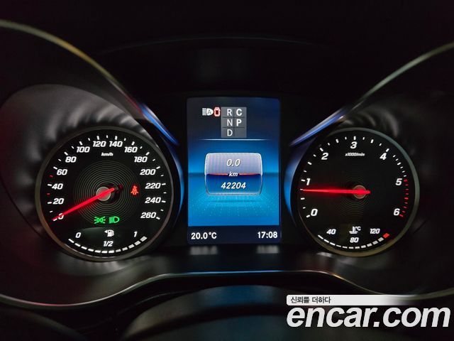 Mercedes-Benz V-Class V300 CDI