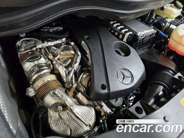 Mercedes-Benz V-Class V300 CDI