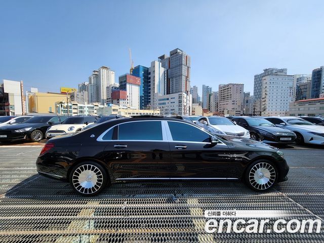 Mercedes-Benz S-Class Maybach S560 4MATIC