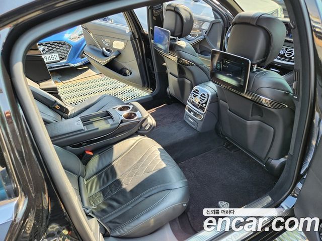 Mercedes-Benz S-Class Maybach S560 4MATIC