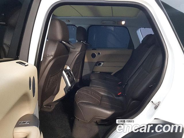 Land Rover Range Rover Sport 3.0 SDV6 HSE