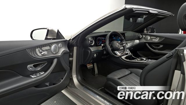 Mercedes-Benz E-Class E450 4MATIC Cabriolet