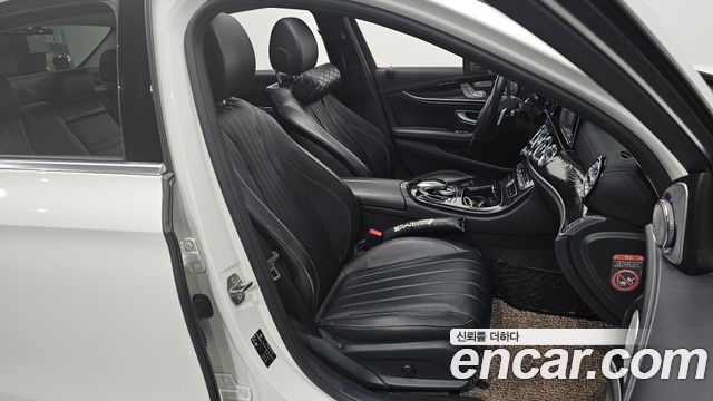 Mercedes-Benz E-Class E220d Exclusive