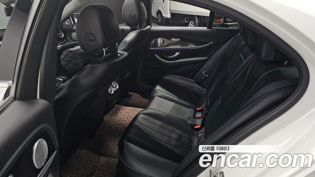 Mercedes-Benz E-Class E220d Exclusive