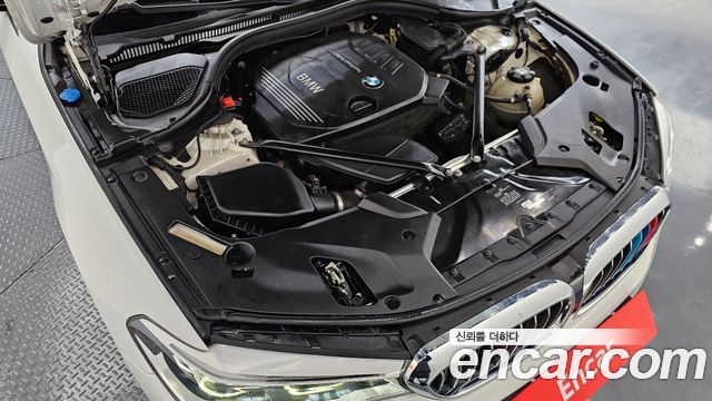 BMW 5-Series 520d Luxury Special Edition