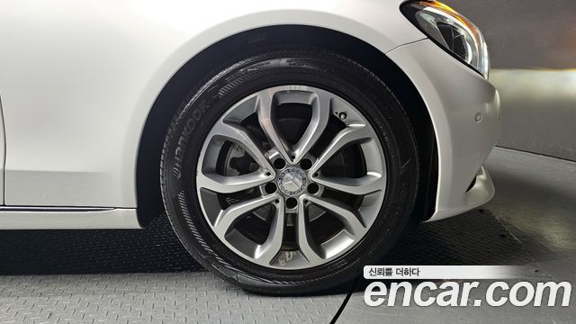 Mercedes-Benz C-Class C220 d Avantgarde