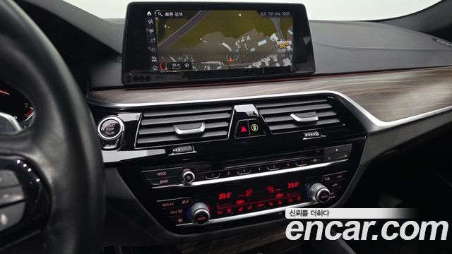 BMW 5-Series 530i M Sport Package Plus