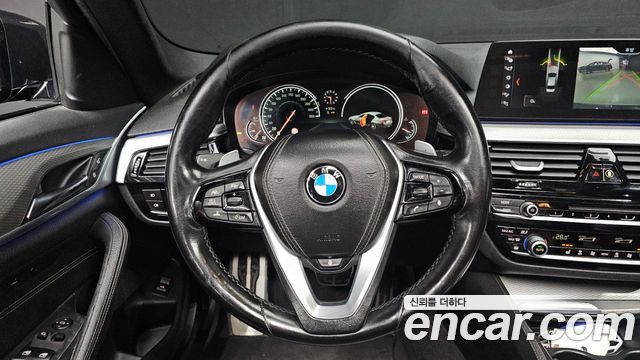 BMW 5-Series 520d M Sport package