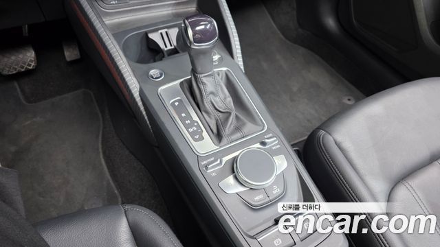 Audi Q2 35 TDI Premium