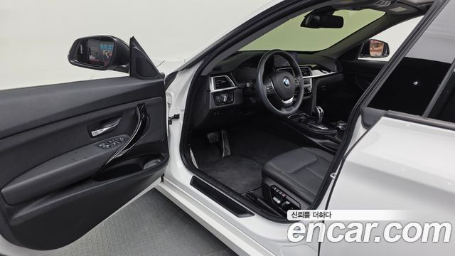 BMW Gran Turismo GT 320d xDrive