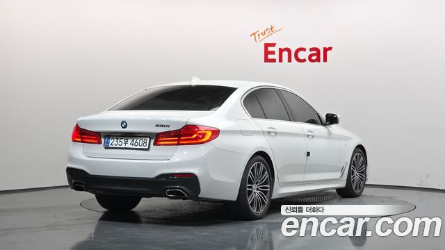 BMW 5-Series 530i M Sport Package Plus