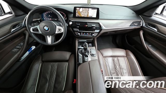 BMW 5-Series 530i M Sport Package Plus