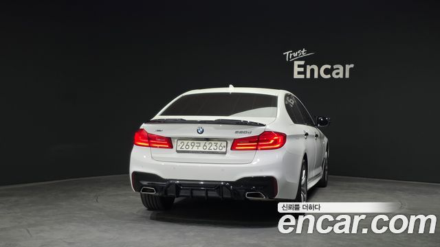 BMW 5-Series 520d xDrive M Sport Package Plus