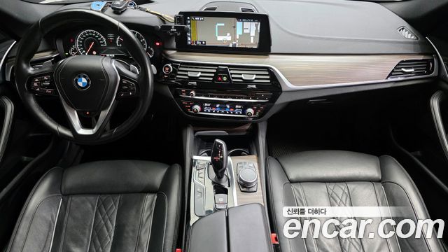 BMW 5-Series 520d xDrive M Sport Package Plus