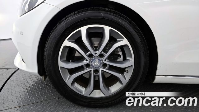 Mercedes-Benz C-Class C220 d Avantgarde