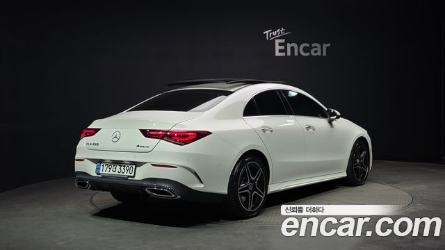 Mercedes-Benz CLA-Class CLA250 4MATIC