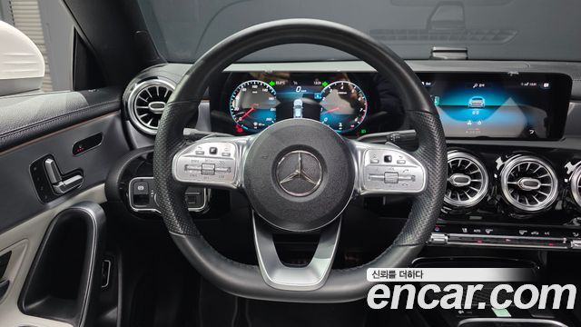 Mercedes-Benz CLA-Class CLA250 4MATIC