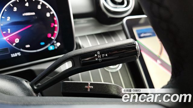 Mercedes-Benz C-Class C200 4MATIC Avantgarde