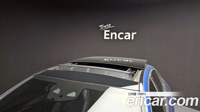 Mercedes-Benz C-Class C200 4MATIC Avantgarde