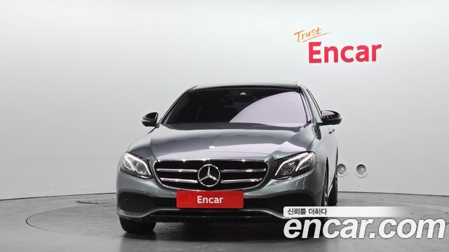 Mercedes-Benz E-Class E300 Avantgarde