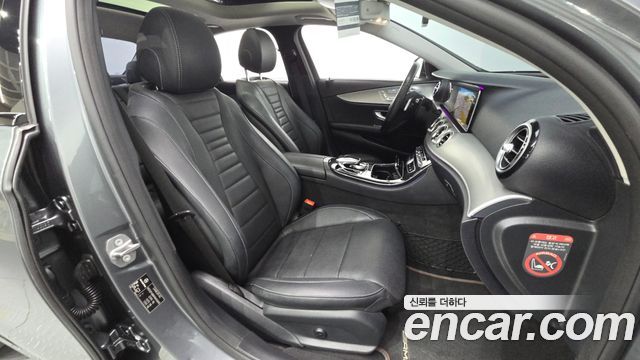 Mercedes-Benz E-Class E300 Avantgarde