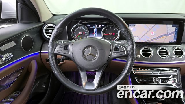 Mercedes-Benz E-Class E220d Avantgarde