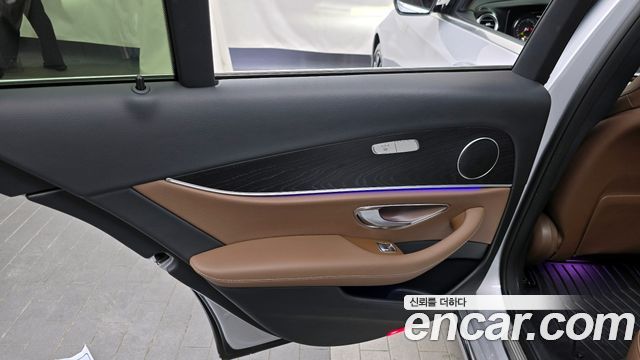 Mercedes-Benz E-Class E220d Avantgarde